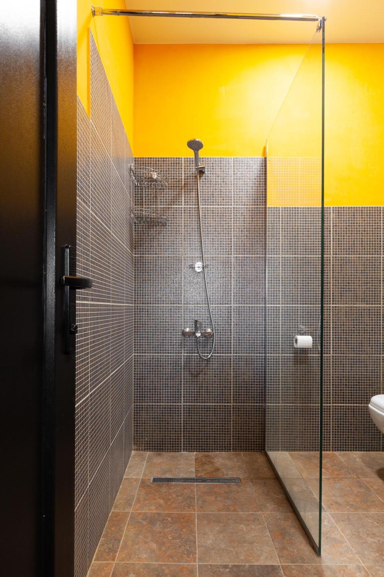 Stepin Garden Apartment Kutaisi Bagian luar foto