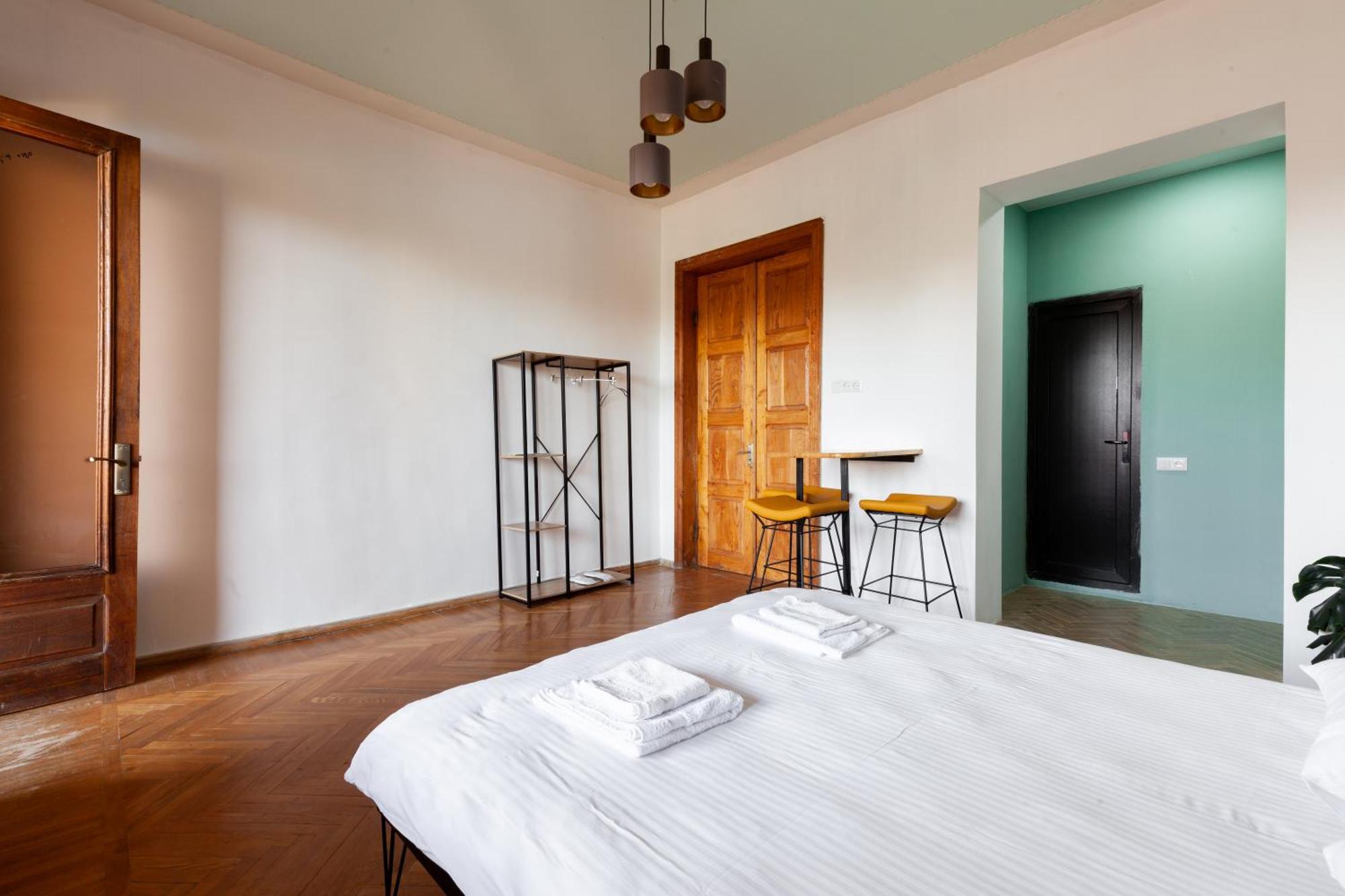 Stepin Garden Apartment Kutaisi Bagian luar foto