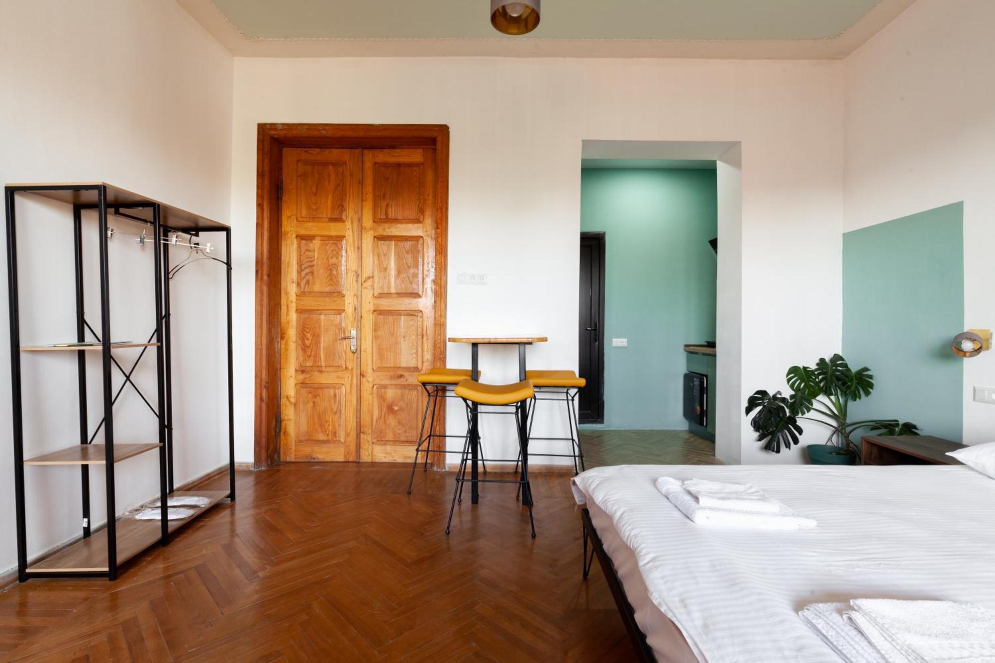 Stepin Garden Apartment Kutaisi Bagian luar foto
