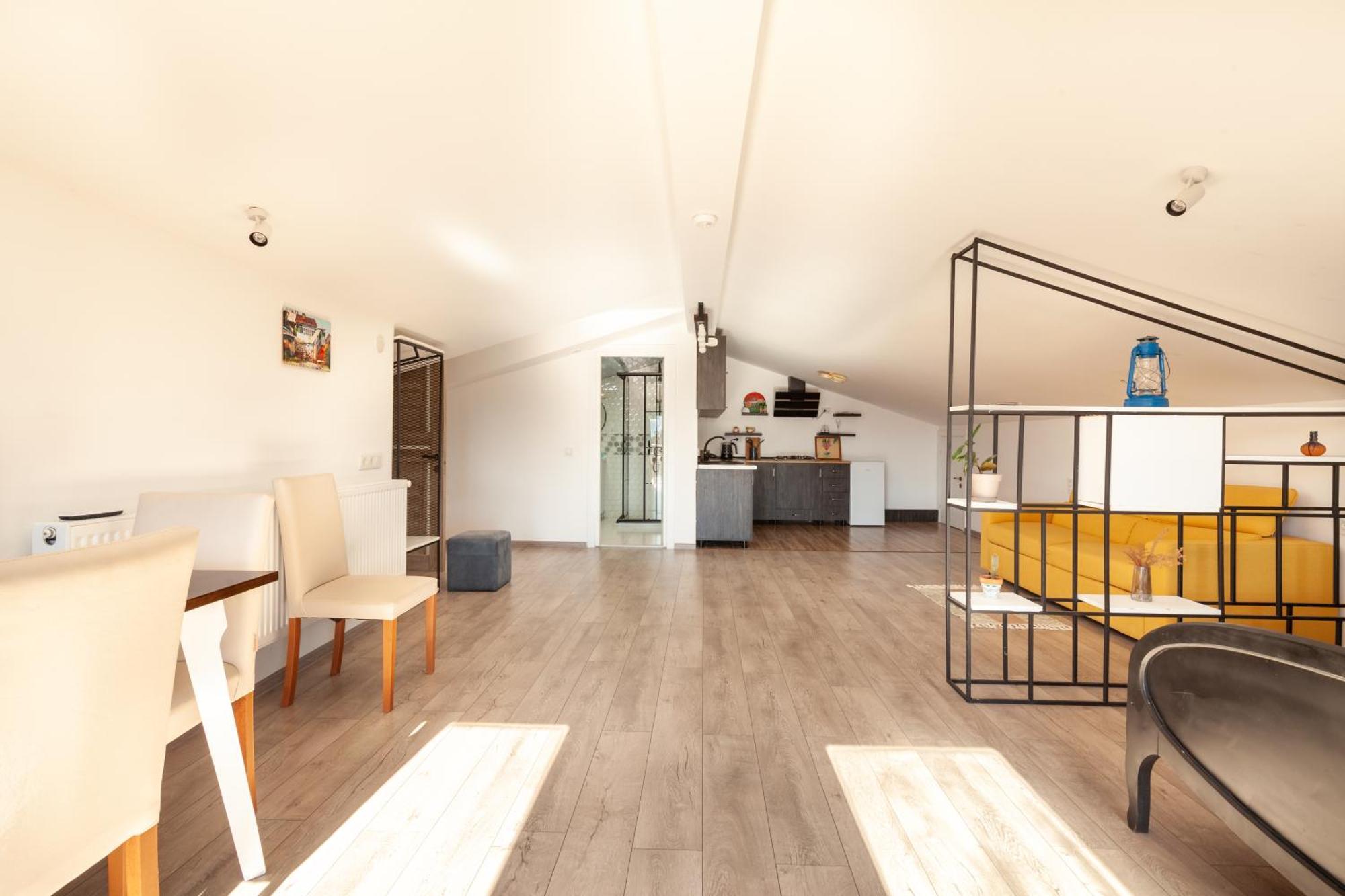 Stepin Garden Apartment Kutaisi Bagian luar foto
